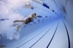 Comment prévenir et traiter les blessures de natation avec la physiothérapie?